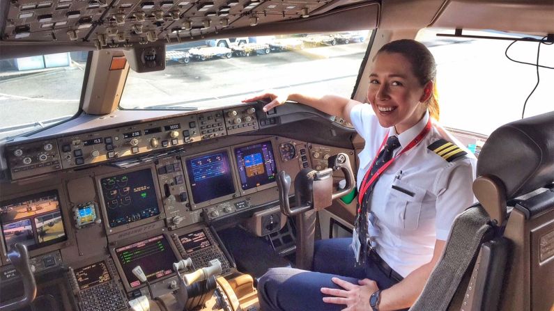 <strong>Tanis Herriot: </strong>Tanis Herriot is First Officer on a mighty 300-seat Boeing 777.