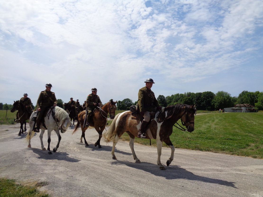 In September 10 Canadians from the 1st Hussars Cavalary Troop will follow in the footsteps of the Canadian Corp of 1918.