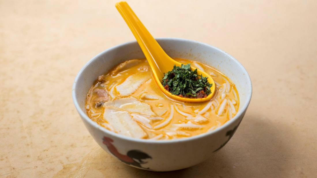 <strong>2. Curry Laksa in Kuala Lumpur, Malaysia. </strong>It's easy to find good curry laksa stalls in Kuala Pumpur -- just find the stall with the longest line and join it. 