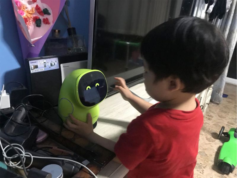 Robot for best sale three year old