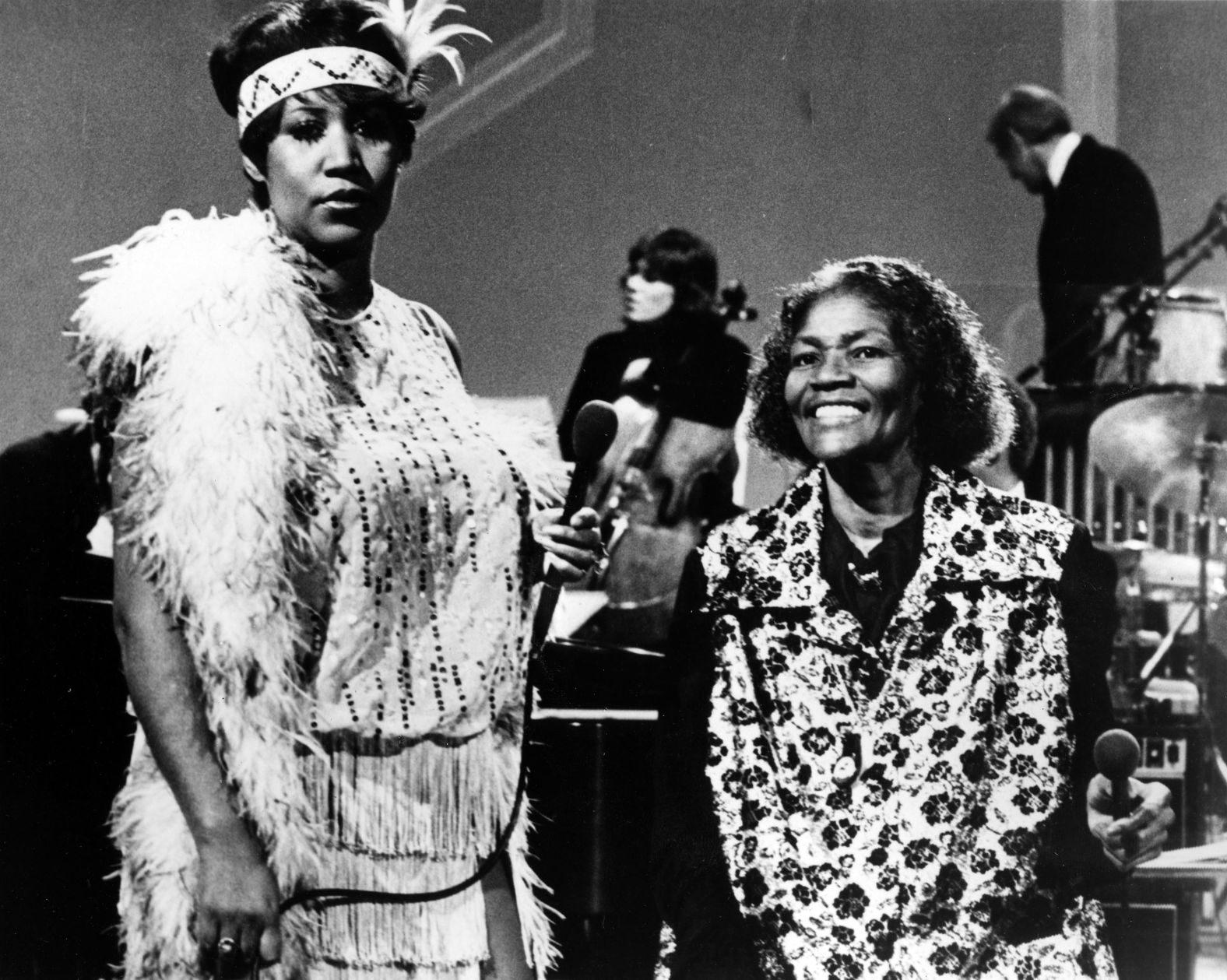 Franklin and Big Mama Thornton perform together onstage on the television series, 'Omnibus,' in 1980.
