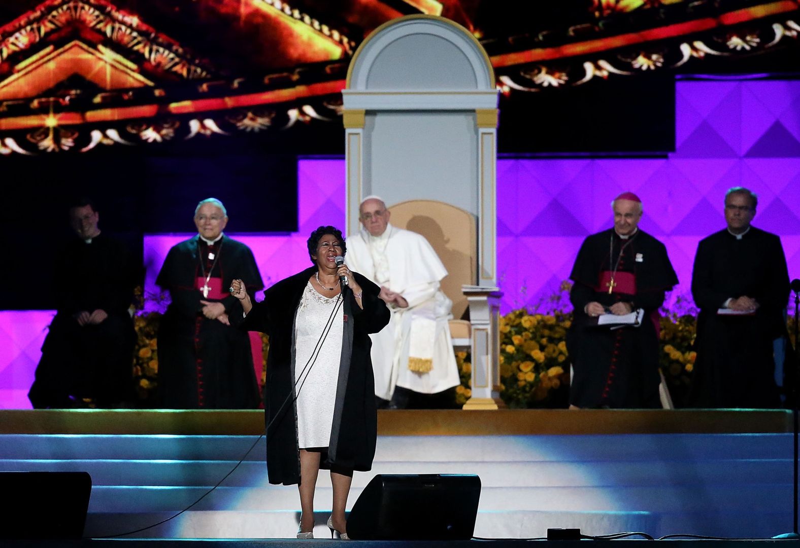 Pope Francis looks on as Franklin performs during the 2015 Festival of Families in Philadelphia, Pennsylvania.  