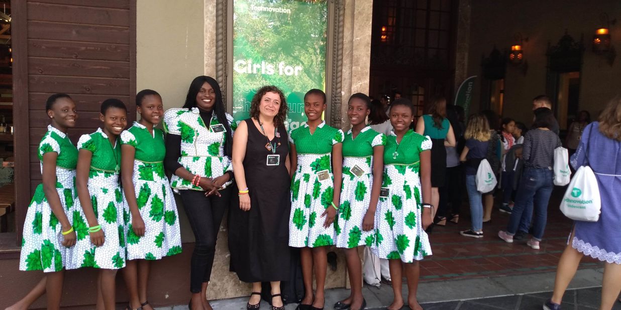 Nigerian Girls Win Silicon Valley Contest For App That Spots Fake Drugs
