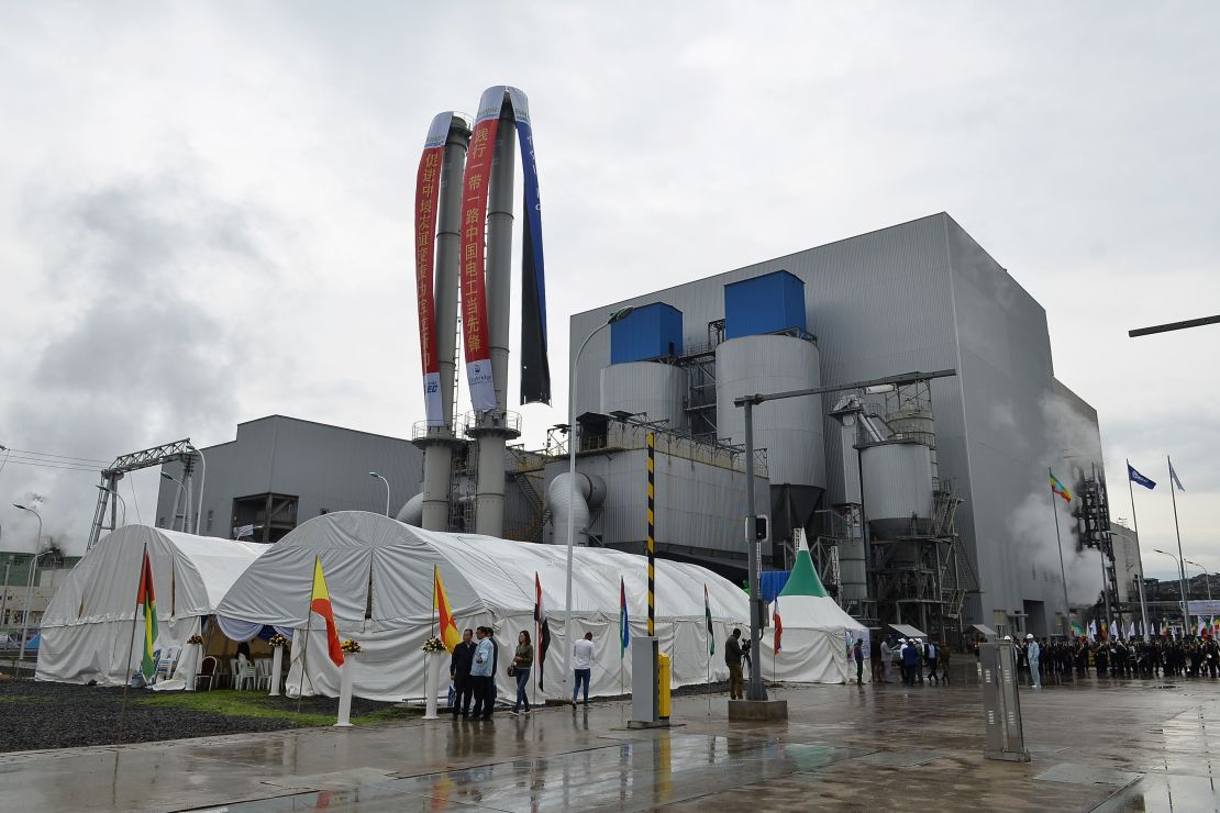 The facility will turn 1,4 million kilograms of waste per day into energy.
