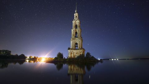 <strong>Kalyazin, Russia:</strong> Kalyazin Bell Tower is all that can be seen of the submerged monastery of St. Nicholas, which was lost underwater after the creation of the Uglich Reservoir along the Volga River at the end of the 1930s. <br />