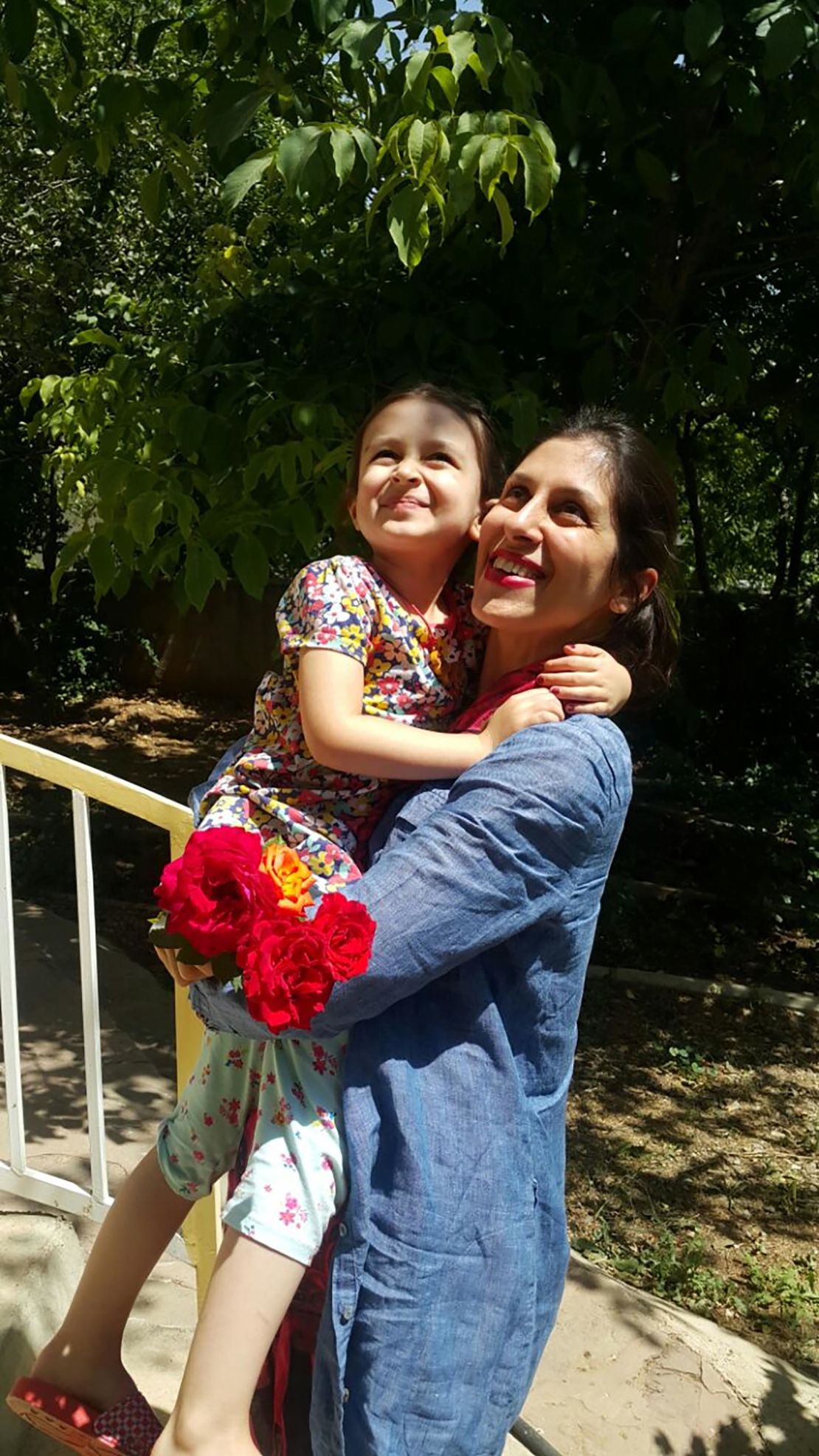 In August Zaghari-Ratcliffe was temporarily released from prison and reunited with daughter Gabriella for three days.