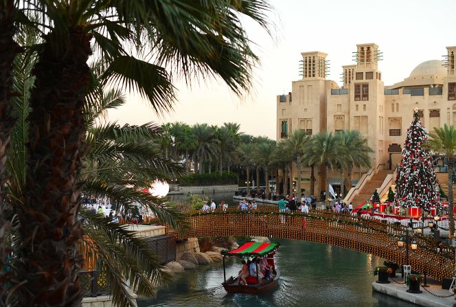 <strong>Souk Madinat Jumeirah --</strong> Close to Jumeirah Beach, this souk is a modern take on traditional retail experiences. Touting antiques and artisanal products, it's a good place to pick up souvenirs, while remaining in touching distance of entertainment venues and eateries. 