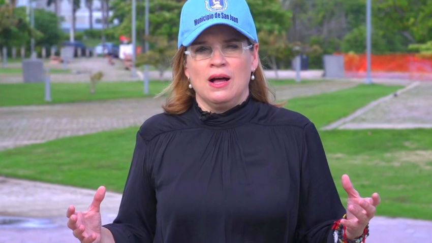 Carmen Yulin Cruz 8.29 01