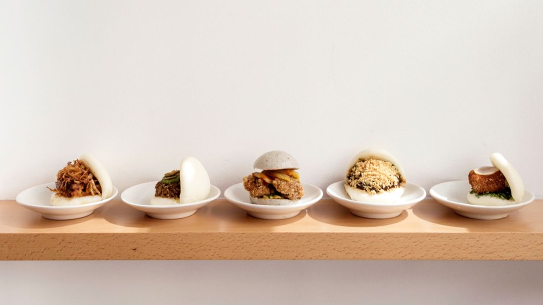 In addition to the classics (traditional guabao), Bao London also offers other modern takes on guabao.