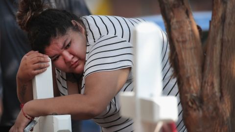 Amber Ayala mourns the loss of 10 kids killed in a Chicago house fire Sunday.