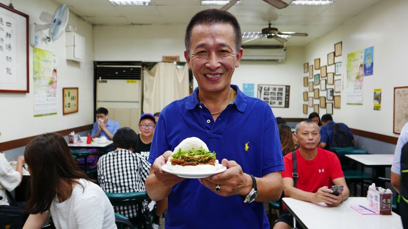 <strong>Gua bao guru: </strong>Jack Lan, who founded Lan Jia Gua Bao 30 years ago, says he pays attention to every detail to create the perfect gua bao.