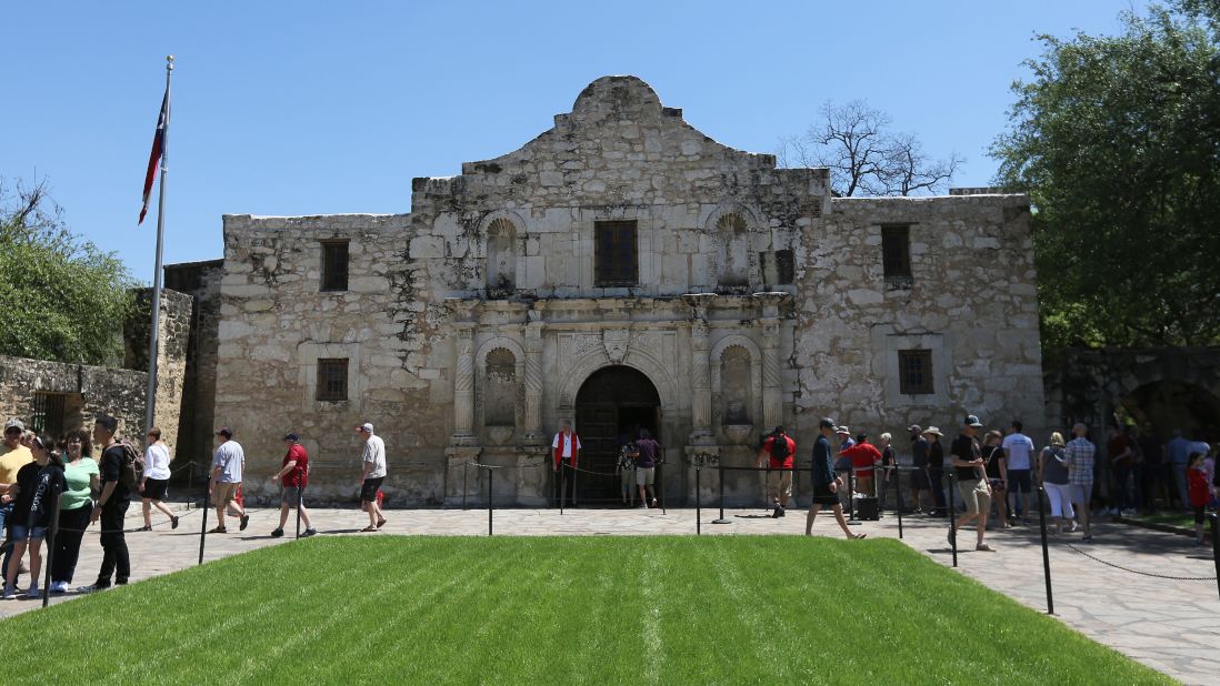<strong>Alamo Mission, San Antonio:</strong> A major site of the Mexican-American War, it's also responsible for the phrase, "Remember the Alamo!"