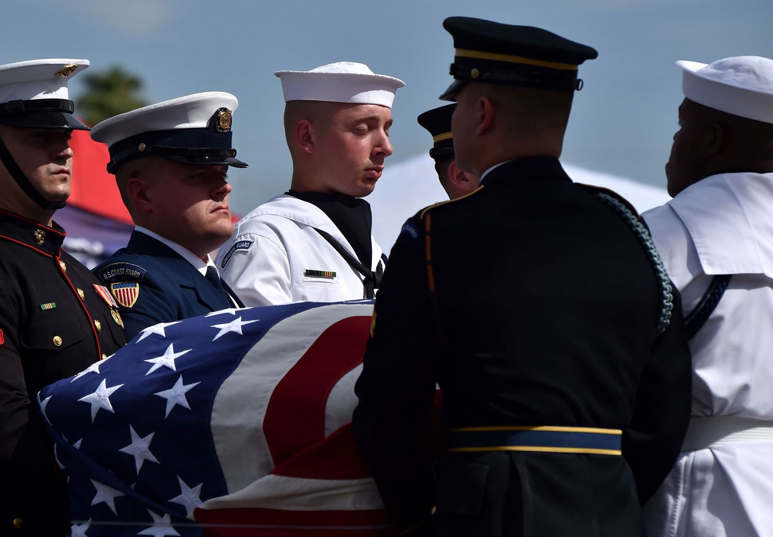 McCain's casket arrives at the North Phoenix Baptist Church on Thursday.