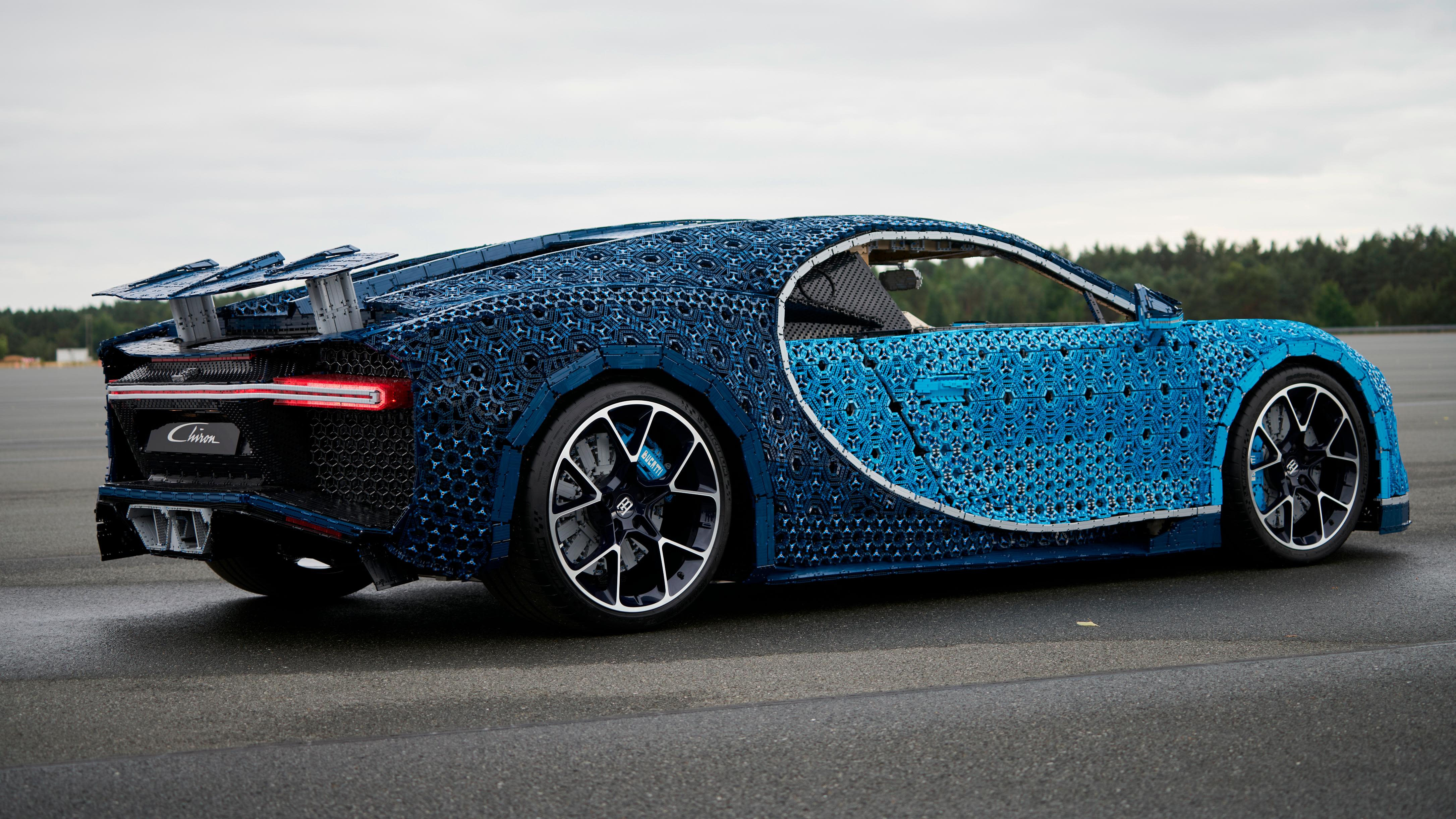 Frem brysomme kål This life-size, drivable Bugatti is made out of 1 million Legos | CNN