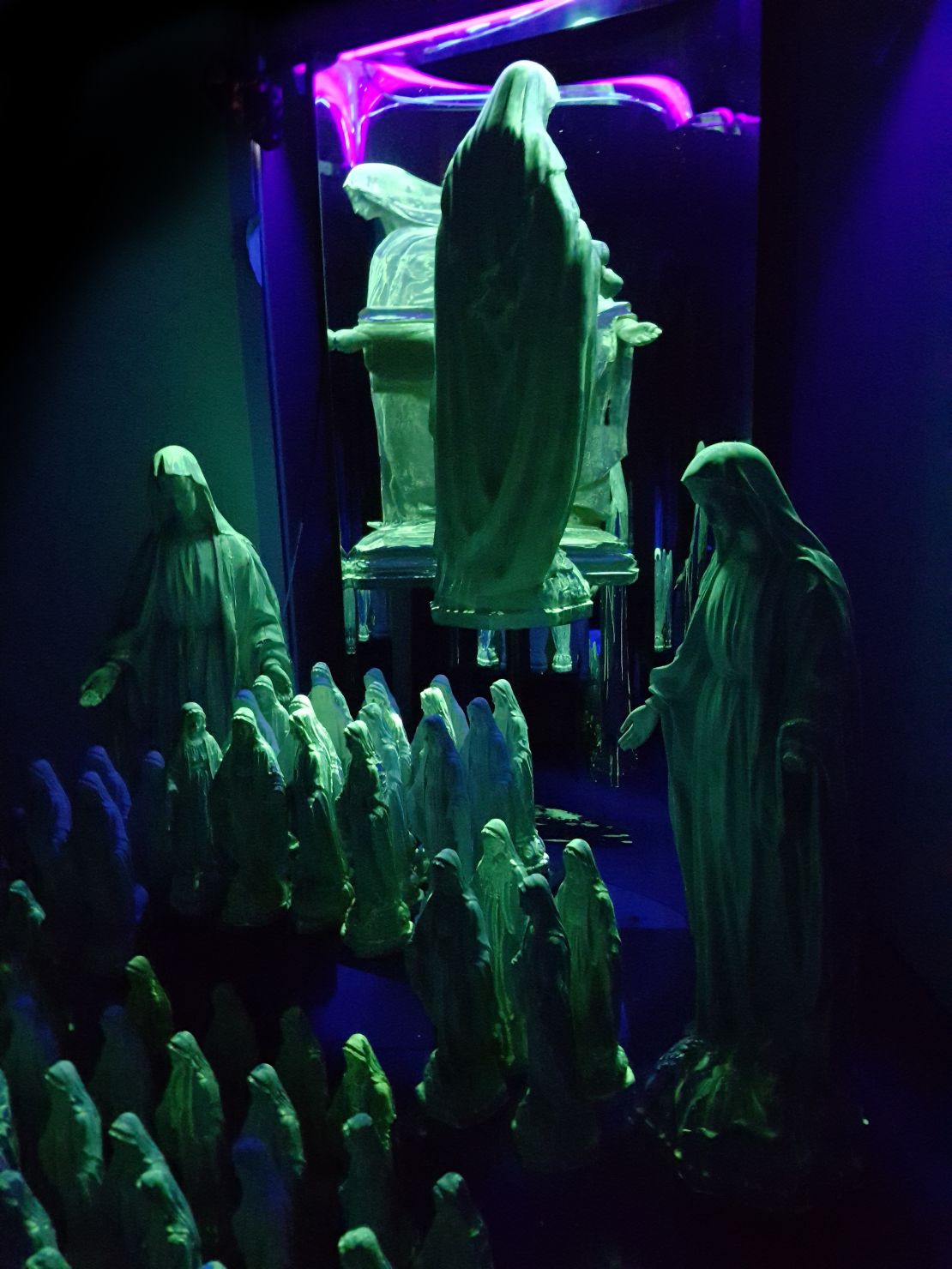 Pop-up installation "Garden of Mari(juan)a" (2017) in Seoul featured 303 Virgin Mary sculptures.