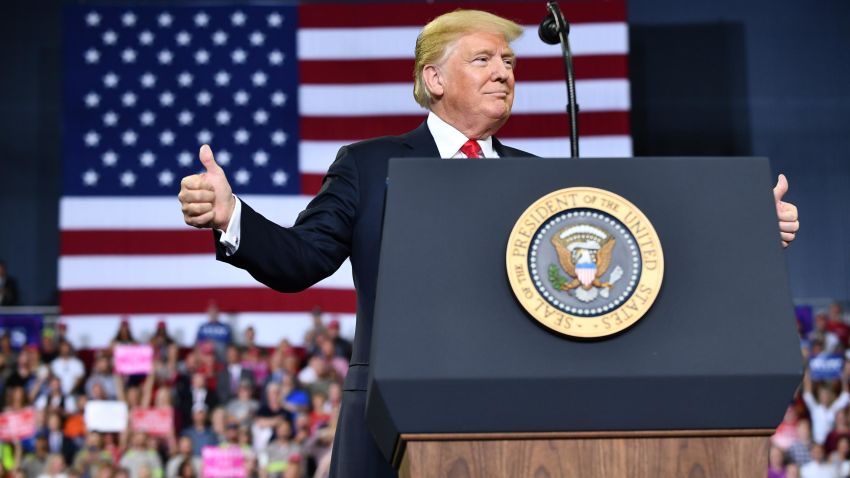 US President Donald Trump speaks during a campaign rally at Ford Center in Evansville, Indiana on August 30, 2018. (Photo by MANDEL NGAN / AFP)        (Photo credit should read MANDEL NGAN/AFP/Getty Images)