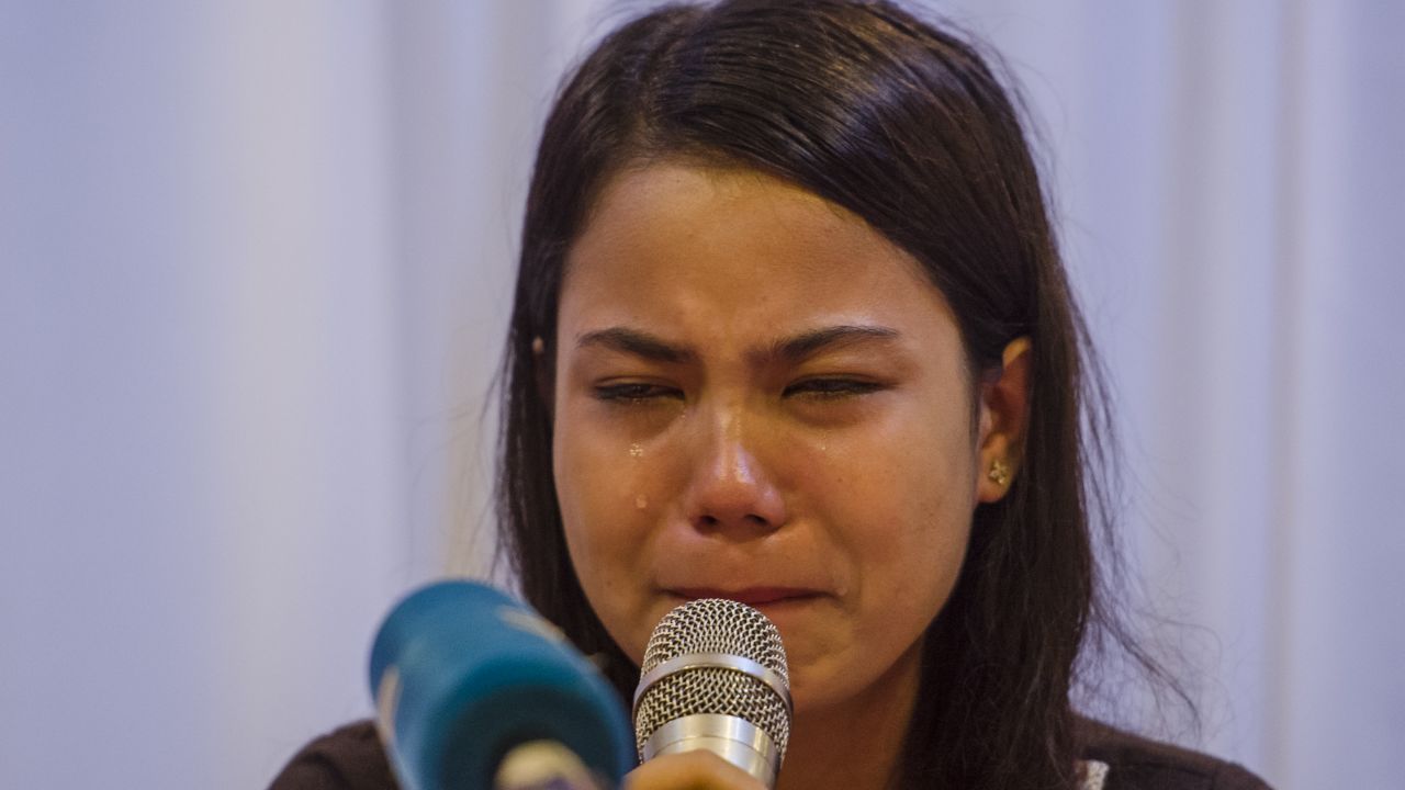 Chit Su Win, wife of detained Reuters journalist Kyaw Soe Oo, breaks down while speaking at a press conference in Yangon on September 4, 2018.