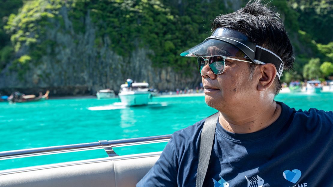 Marine biologist Dr. Thon Thamrongnawasawat.