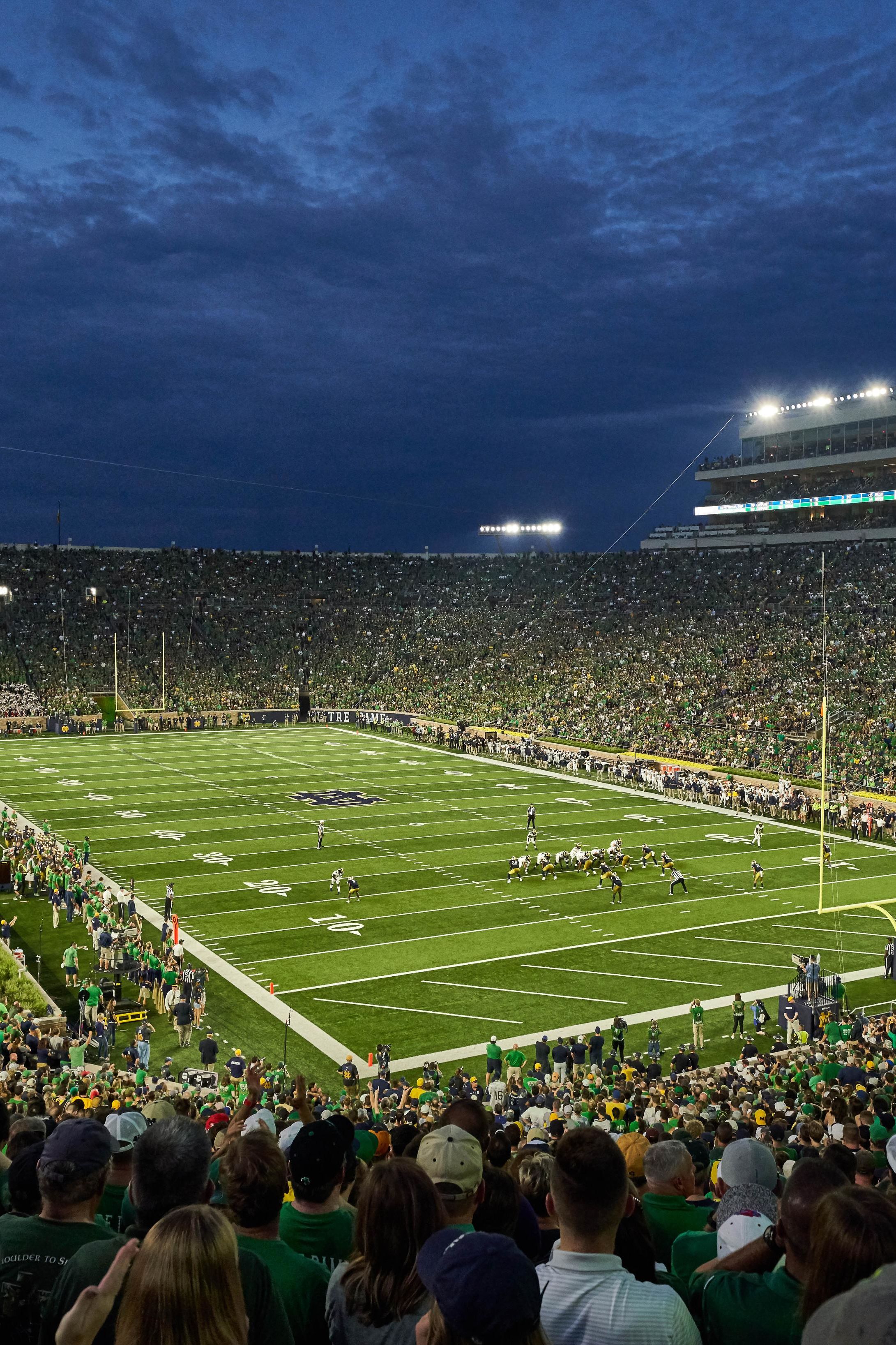 largest-seating-capacity-stadium-college-football-team-brokeasshome
