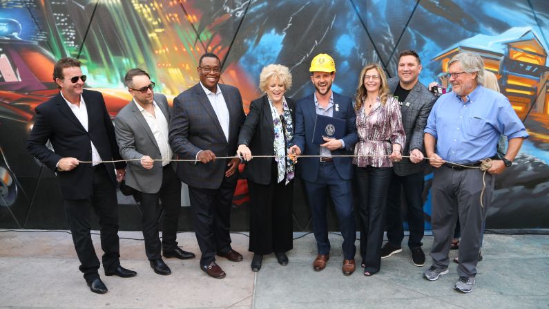 <strong>Hemp-torching: </strong>Cannabition celebrated its upcoming opening by torching a hemp rope with City of Las Vegas Mayor Carolyn G. Goodman.