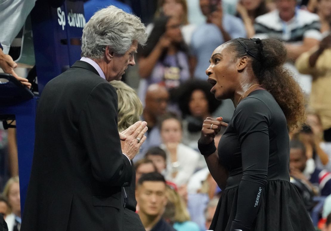 Williams argues with the referee during the US Open final