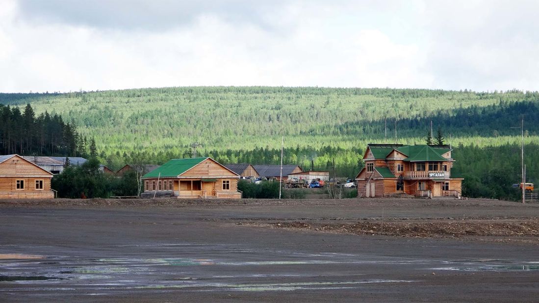 <strong>Uorgalan Airport: </strong>Handling around 7,200 passengers a year, Uorgalan Airport services the platinum-mining operations in the Kondyor Massif. 