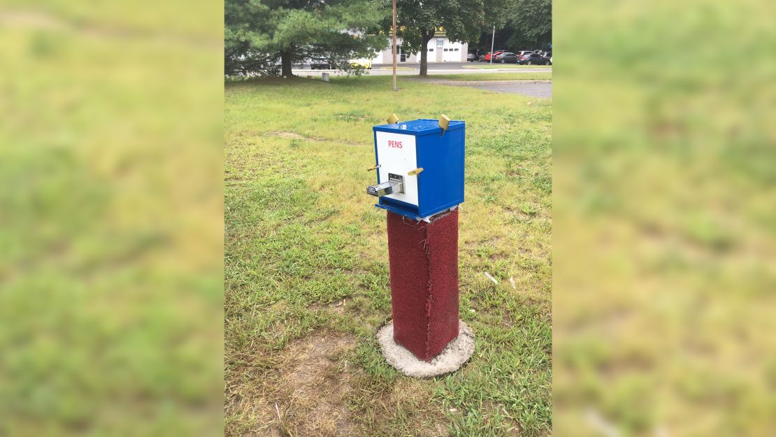 'Crack pipe' vending machines show up on Long Island CNN