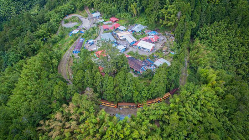 <strong>Cool railway formations: </strong>Alishan Railway features a loop line and spiral route track design, as well S-type lines, 180-degree U-turn lines and Z-type lines. It's rare to experience all these formations in one single railway system.