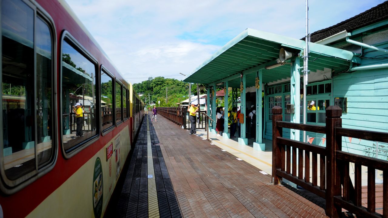 <strong>Retro stations: </strong>Some of the stations along the Alishan Railway are worth a visit, including Jhuchi Station. It's been rebuilt in wood according to its original Japanese architectural style.  