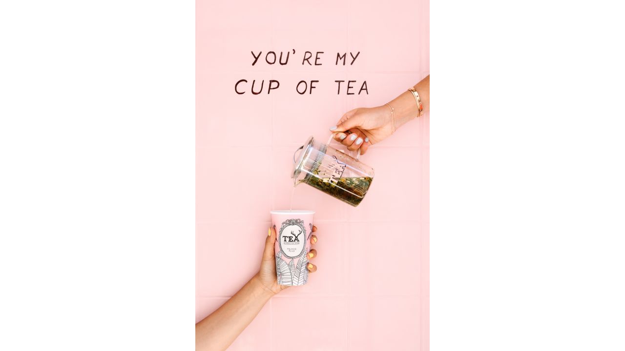 The tea houses are filled with cool décor and trendy sayings.