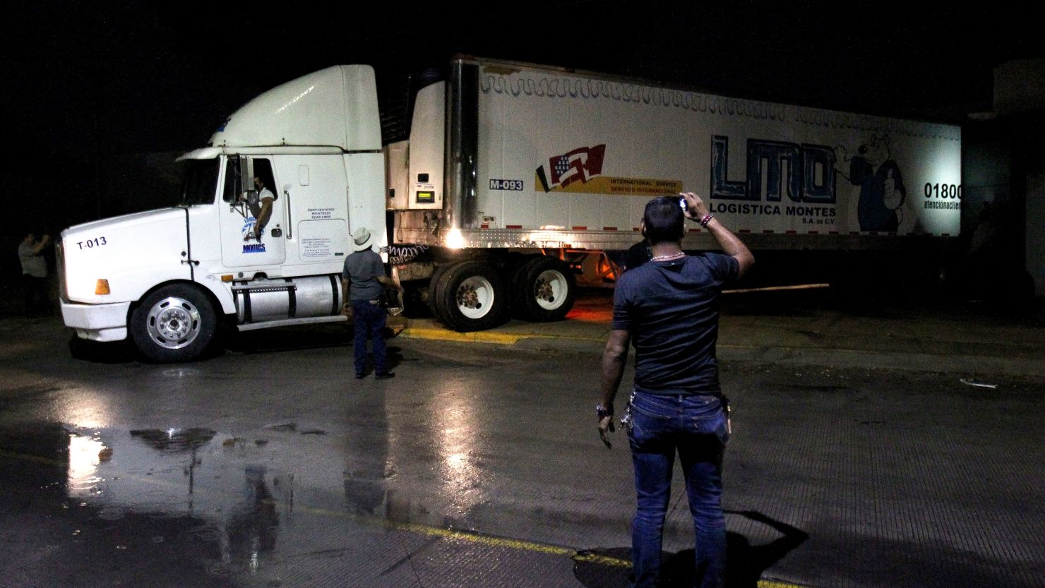 A truck carrying the corpses drives through Guadalajara.