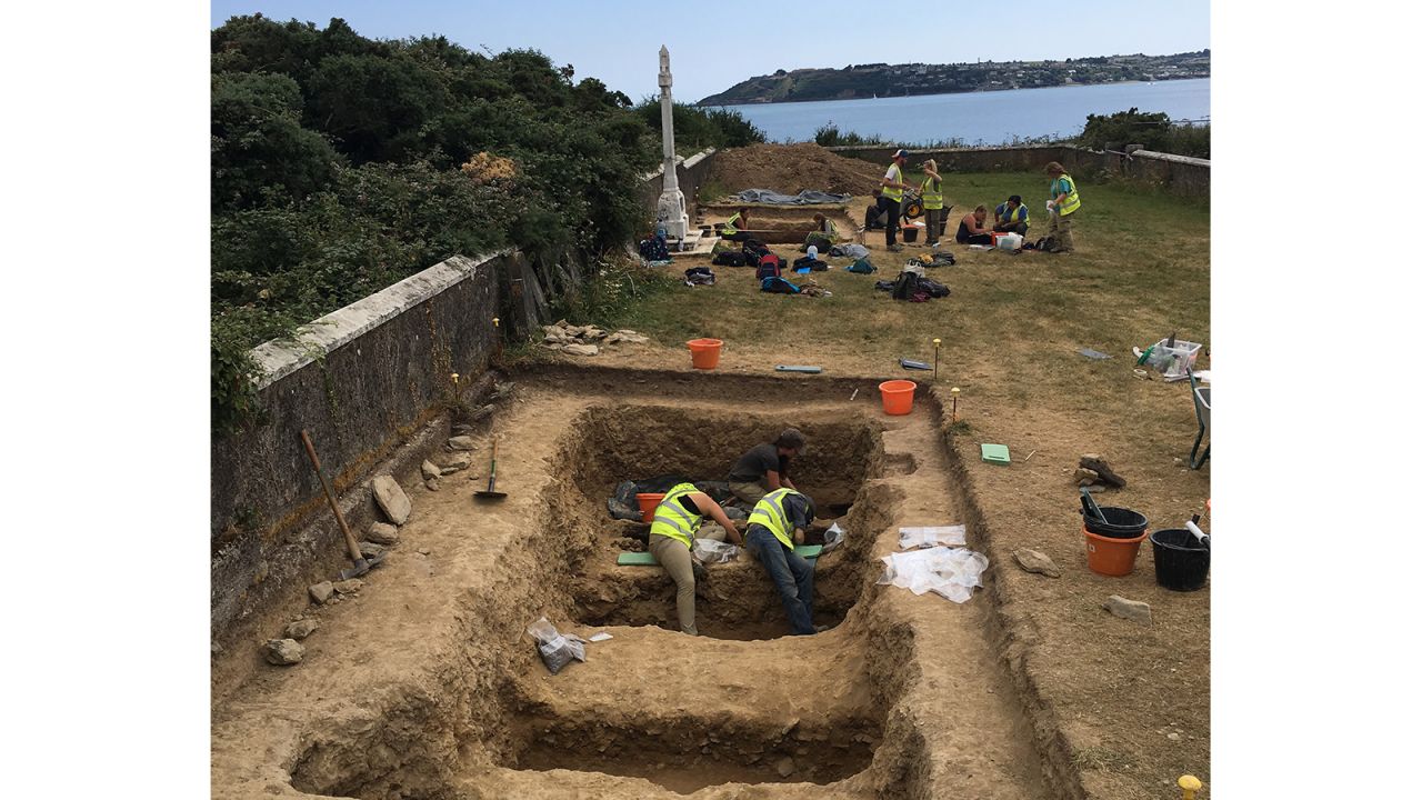 Arcaheologists excavate one of Spike Island's prison graveyards.