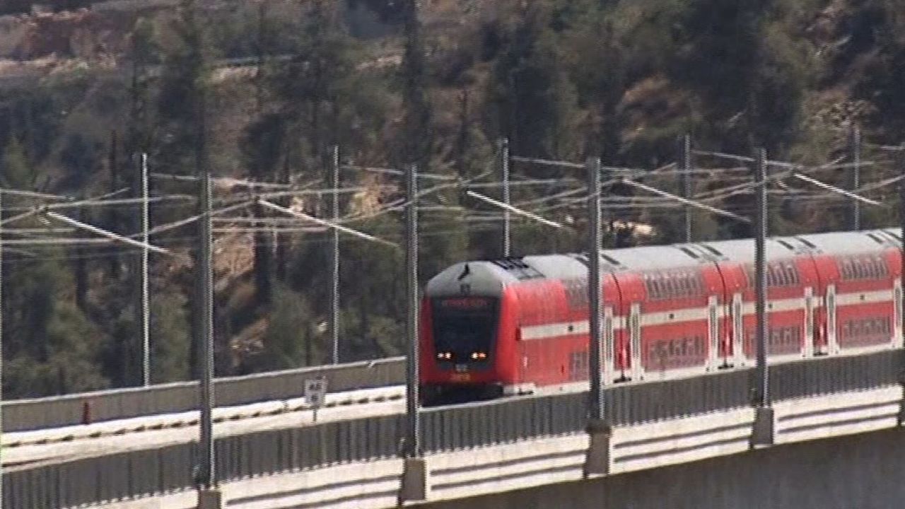 israel train 1