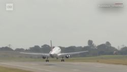 Air France landing winds Birmingham orig_00003817.jpg