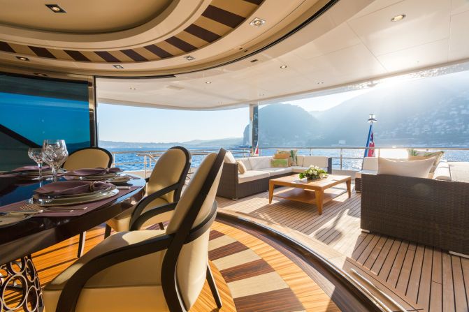 Custom built 190ft Larisa features open plan indoor/outdoor space and a bridge deck dining saloon with unobstructed panaromic views.