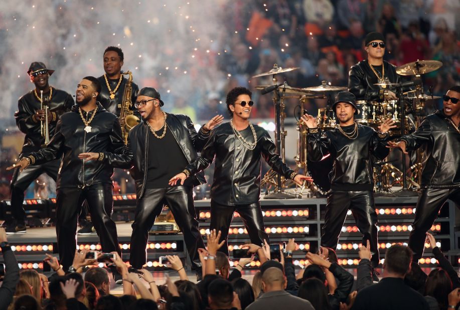 Bruno Mars performs onstage during 2016 Super Bowl 50 Halftime Show.