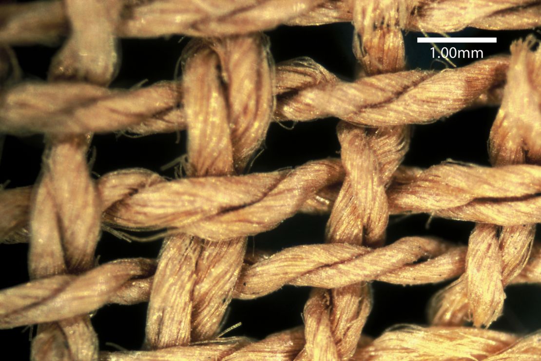 Close-up of basket fibers found with the Turin mummy, indicating a "prehistoric" spin direction. 