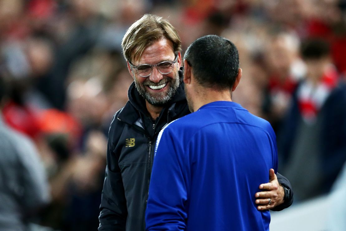 Liverpool manager Jurgen Klopp shares a joke with Chelsea counterpart Maurizio Sarri ahead of third round match.