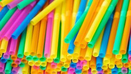 01 plastic straws FILE