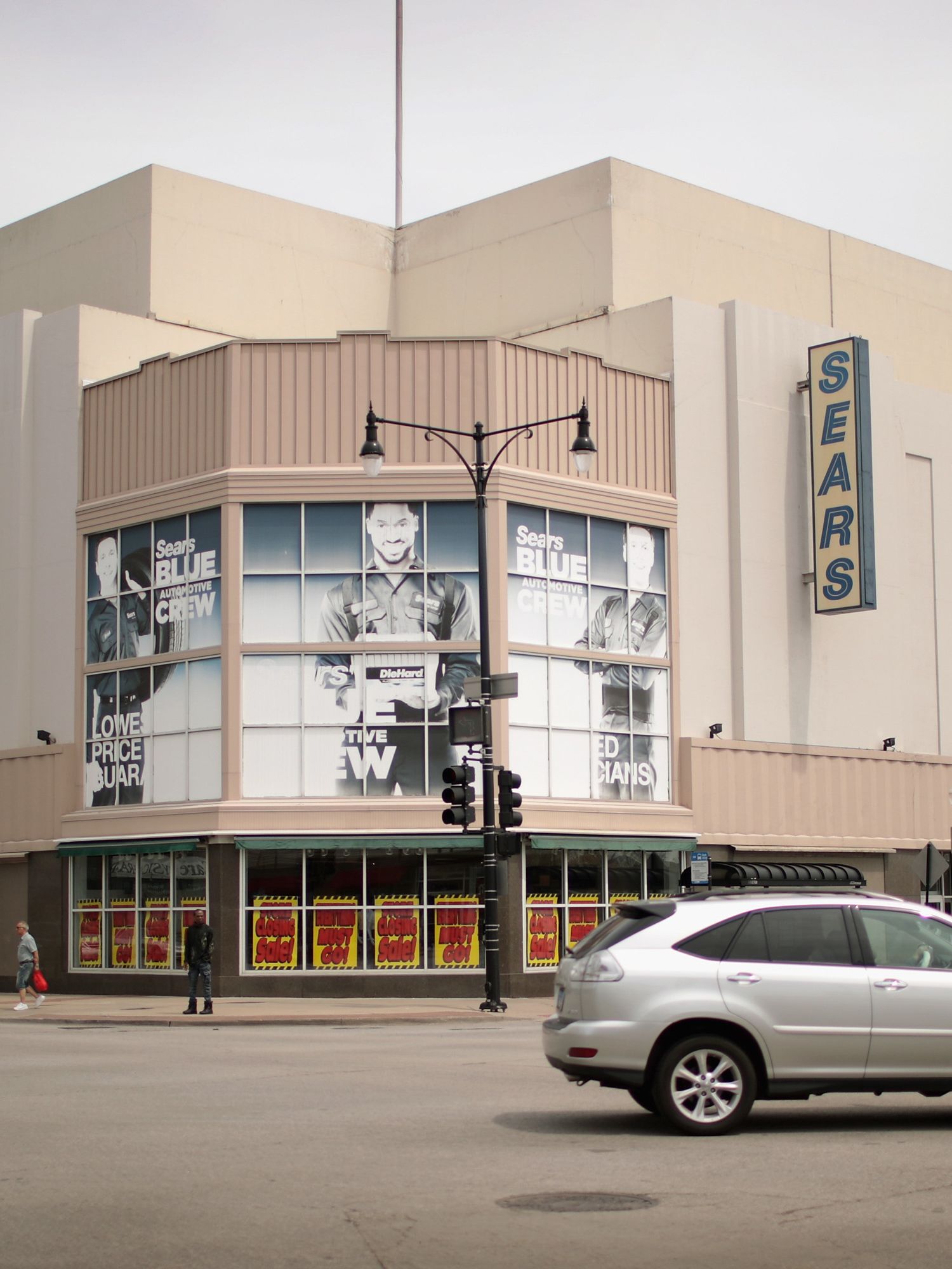 Sears closed its last Chicago store | CNN Business