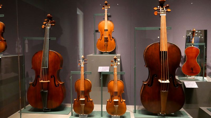 Biggest violin clearance in the world