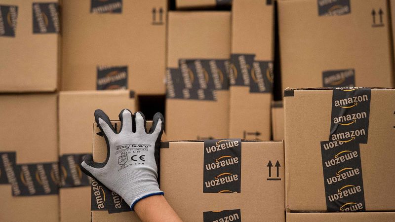 Amazon announces $15 minimum wage for all US employees