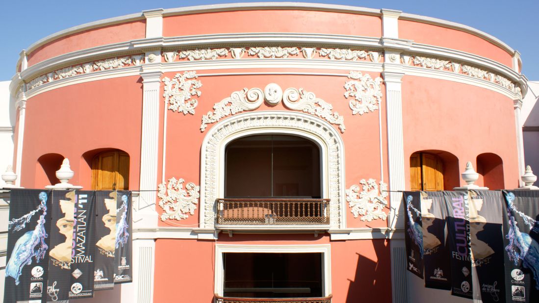 <strong>Teatro Angela Peralta:</strong> This cultural center is named for one of Mexico's greatest opera legends.