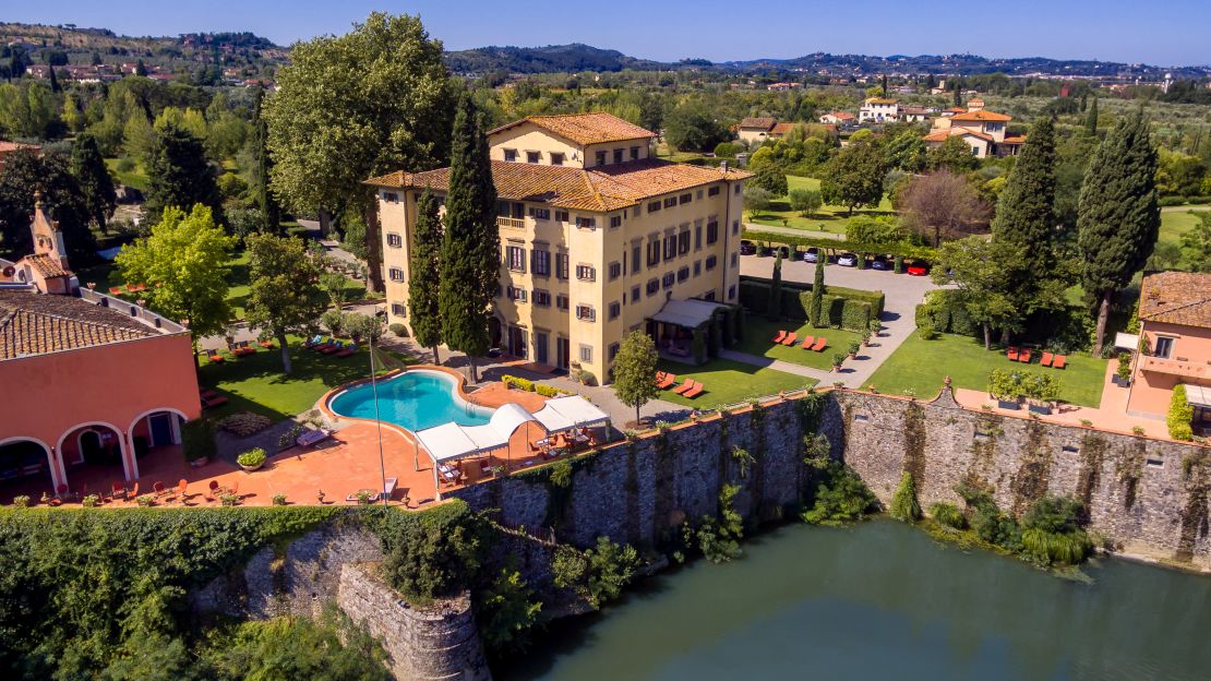 Villa la Massa is set on the banks of the Arno River.