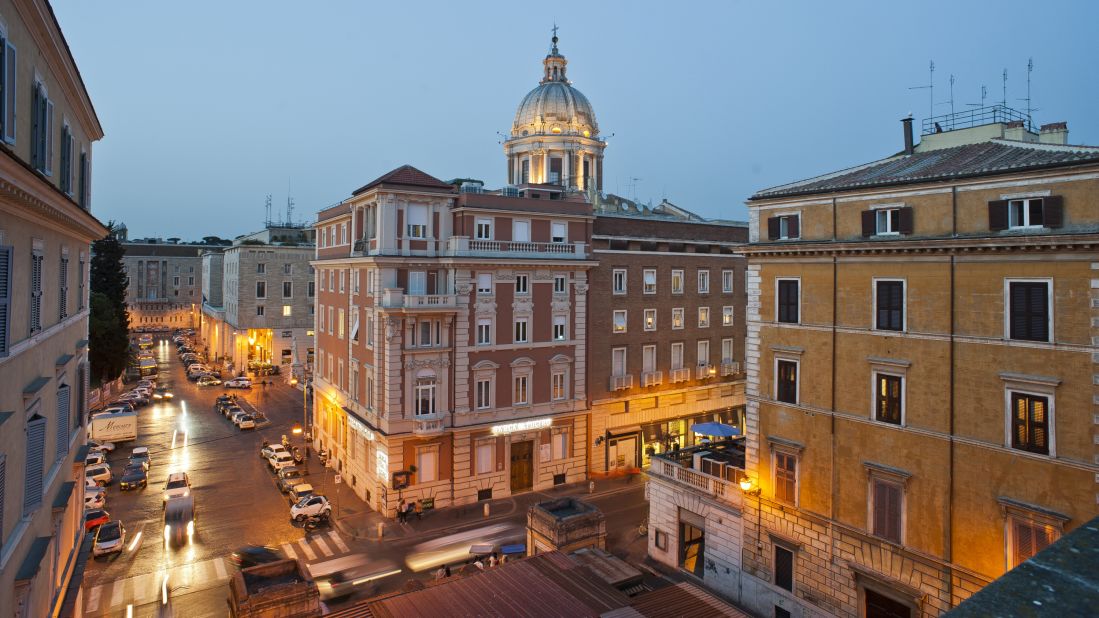<strong>J.K. Place Roma (Rome): </strong>A traditional exterior belies a more contemporary interior at this central Rome hotel. The lobby sets the tone, featuring both classical Roman sculptures and modern art.