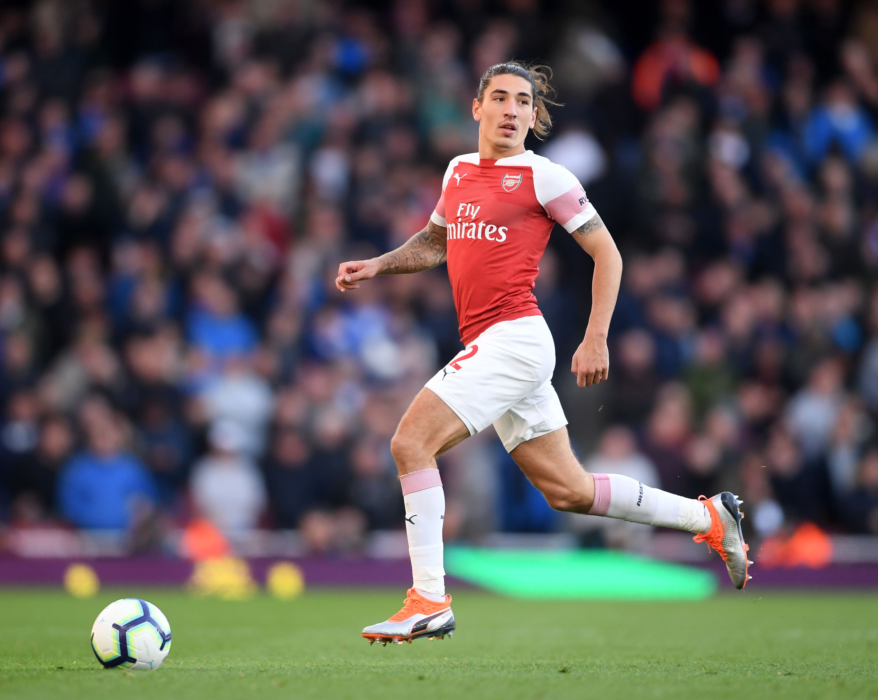 Arsenal's Hector Bellerin Credits Vegan Diet For Major Health