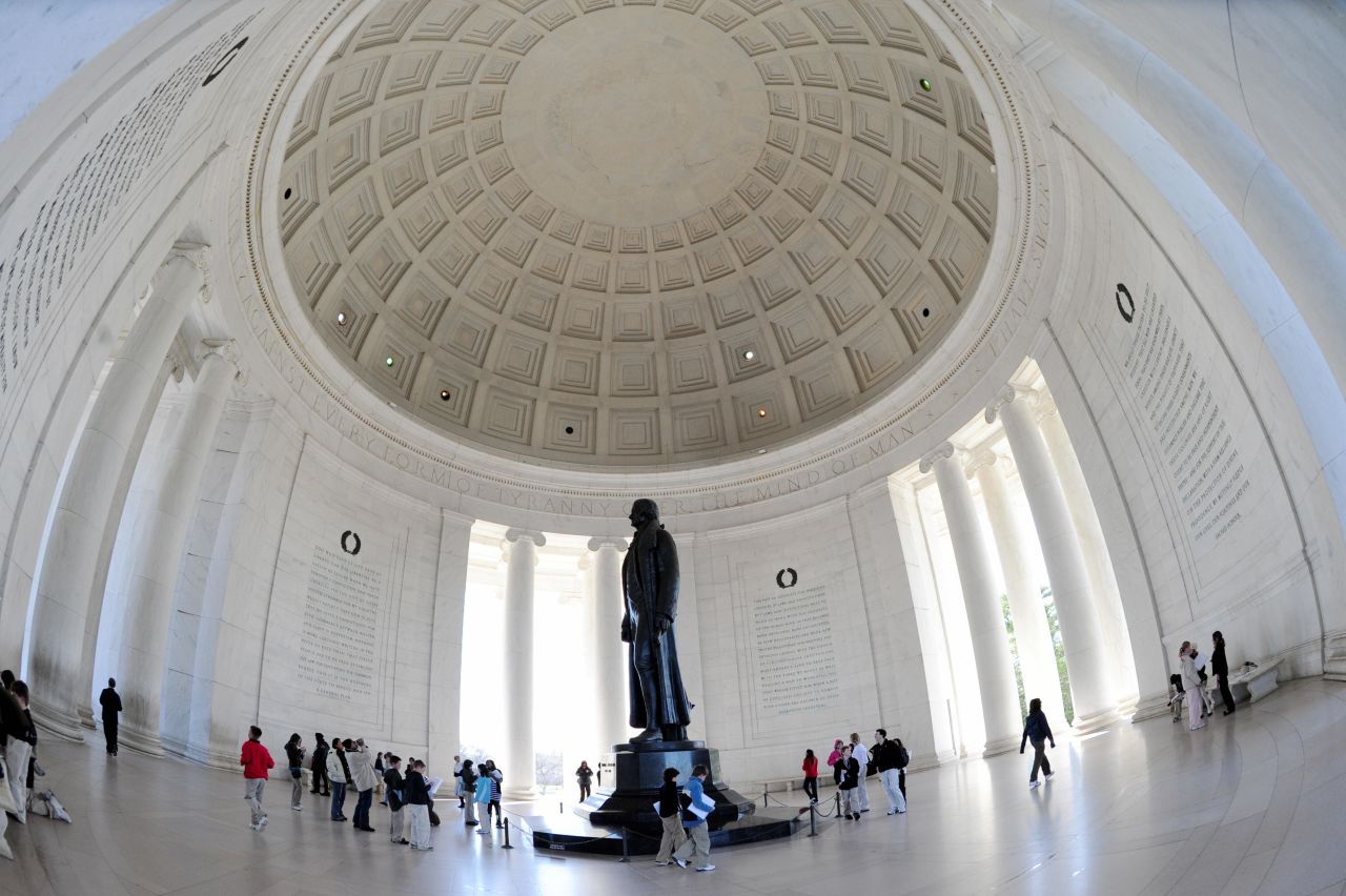 <strong>Jefferson Memorial, Washington: </strong>The Jefferson Memorial building is a circular structure with 12 columns on the north portico.