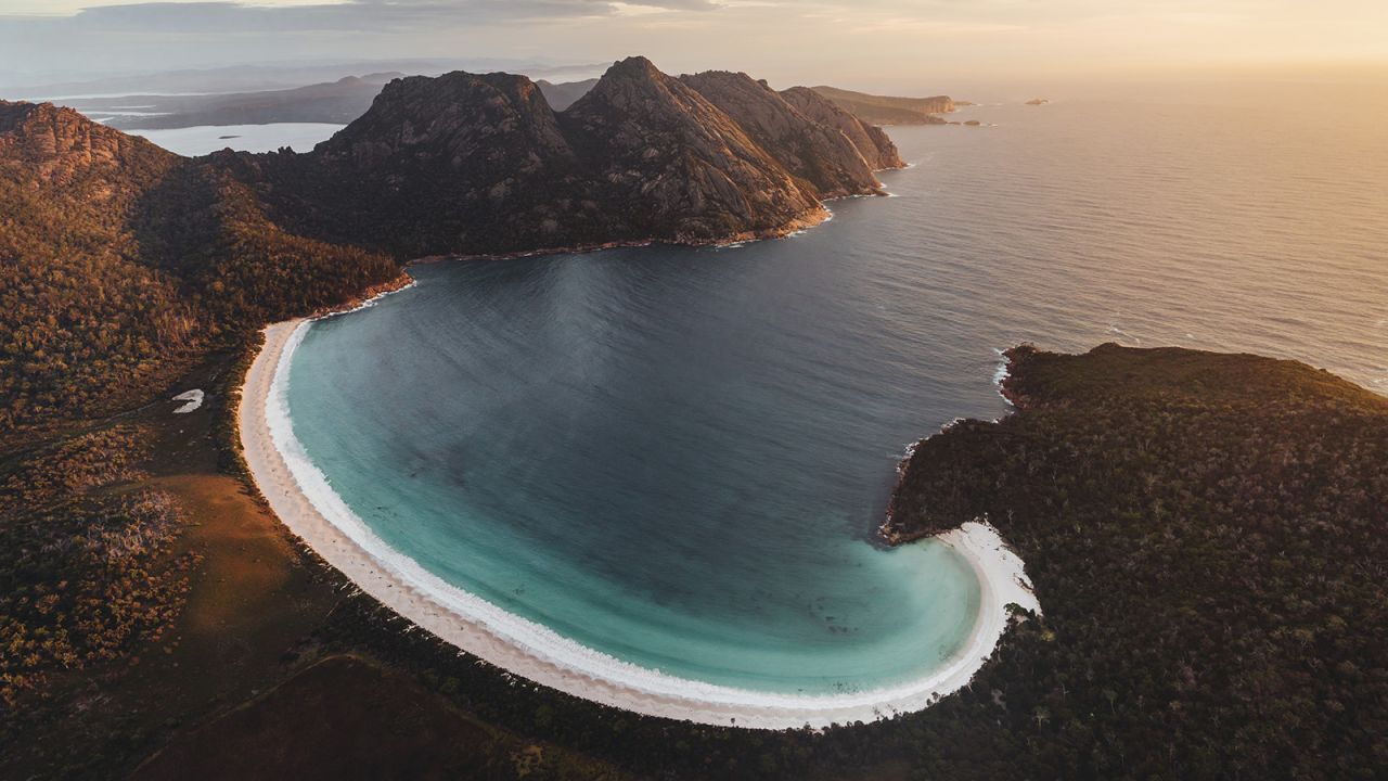 <strong>Wineglass Bay</strong><strong>: </strong>Tasmania, around 250 kilometers from the Aussie mainland, is home to some of the country's most spectacular shorelines -- including the beautiful Wineglass Bay. 