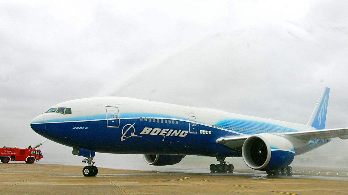 Boeing's 777-200LR Worldliner complete's its record-breaking flight in 2005.