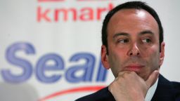 (NYT21) NEW YORK -- Nov. 17, 2004 -- KMART-SEARS-6 -- Edward S. Lampert, chairman of Kmart, at a news conference in New York on Wednesday, Nov. 17, 2004. Kmart Holding Corp. and Sears, Roebuck and Co. said Wednesday that they are merging to form a new retail company called Sears Holdings Corp. that will be the nationâ??s third-largest retailer with about $55 billion in annual revenues. (Vincent Laforet/The New York Times)

